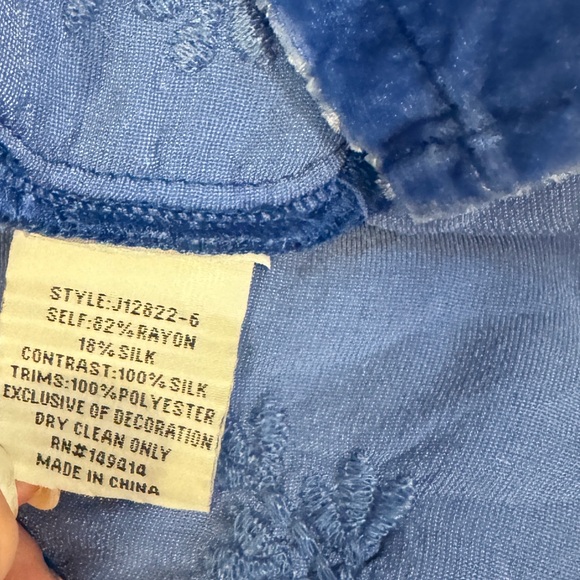 Johnny Was Embroidered Velvet Tunic Top - Picture 3 of 9